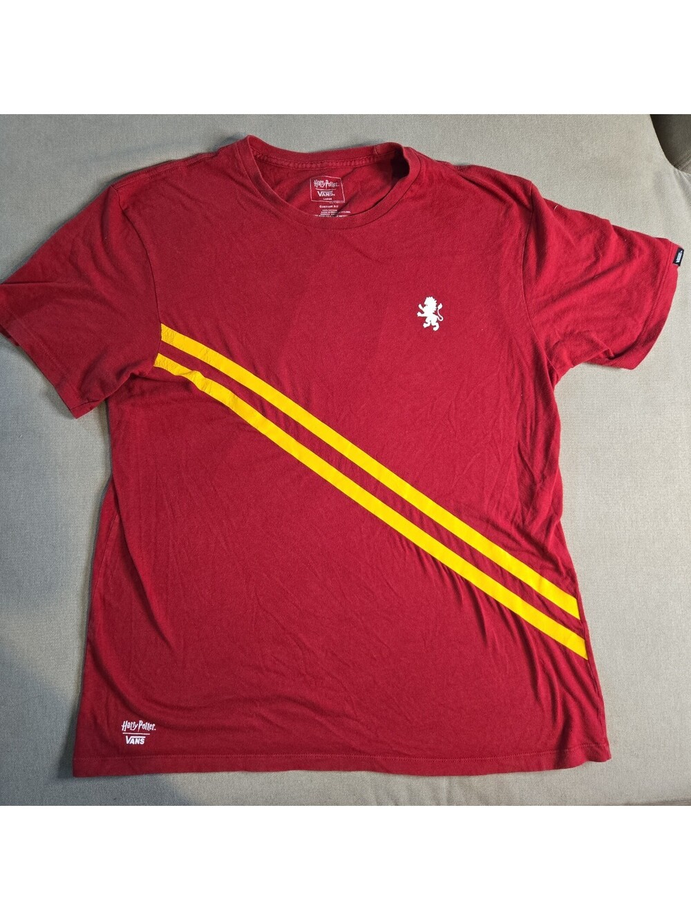VANS x Harry Potter Gryffindor Hogwarts House T-Shirt - Men's L
